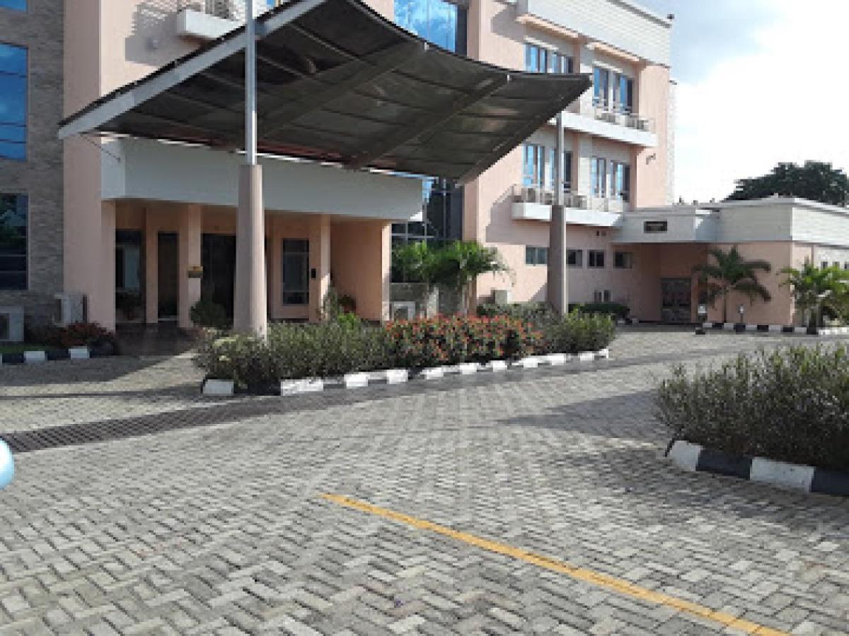 Room In Lodge - Best Western Plus-Ibadan Ngoại thất bức ảnh