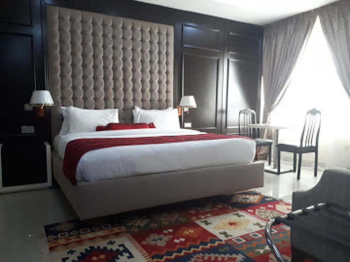 Room In Lodge - Best Western Plus-Ibadan Ngoại thất bức ảnh