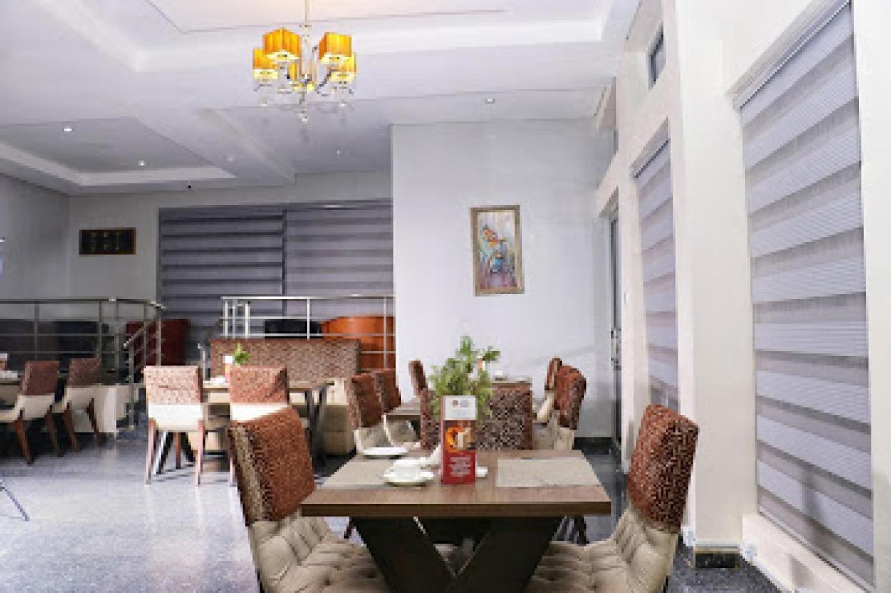 Room In Lodge - Best Western Plus-Ibadan Ngoại thất bức ảnh